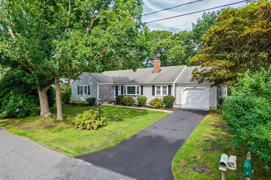 8 Gold Finch Lane, East Dennis, MA 02660 - #2
