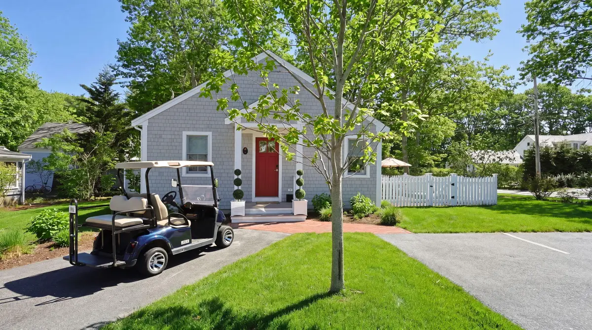 16 Second Avenue #4, Osterville, MA 02655 - #1
