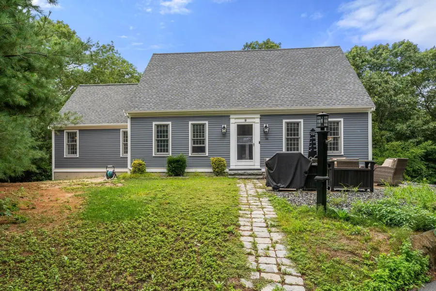 36 Bent Bluff Lane, Yarmouth Port, MA 02675 - #2