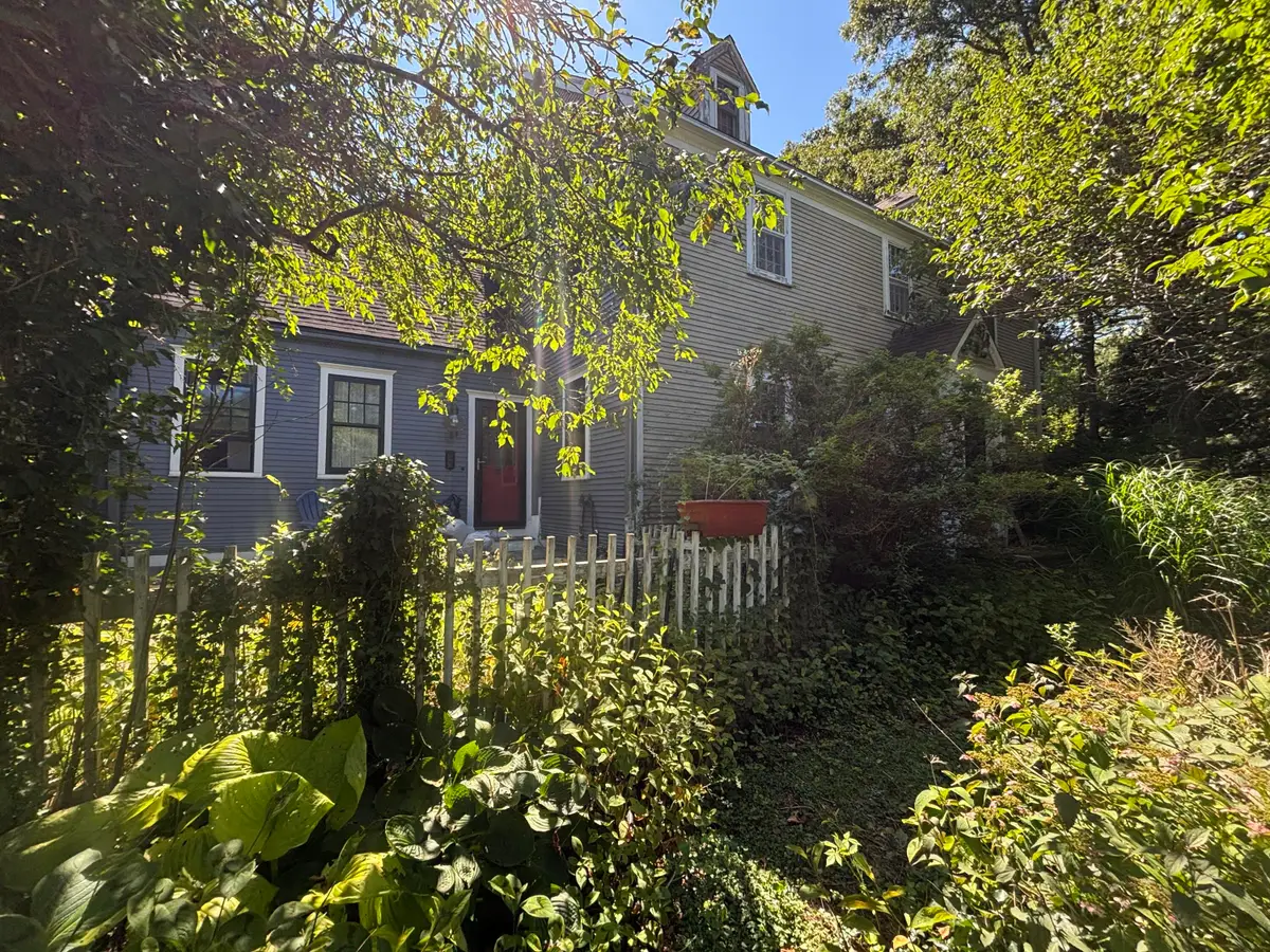 4 Mary Leal Lane, East Sandwich, MA 02537 - #1