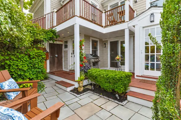 47 Pleasant Street #UNIT 2, Provincetown, MA 02657