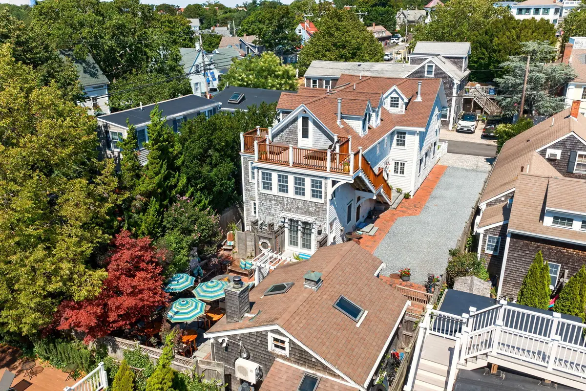 14 Court Street, Provincetown, MA 02657 - #1