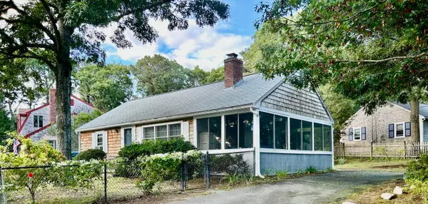 124 Gages Way, South Dennis, MA 02660