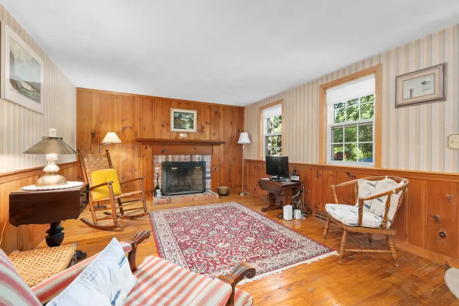 19 Nehoiden Street, Harwich Port, MA 02646 - #3