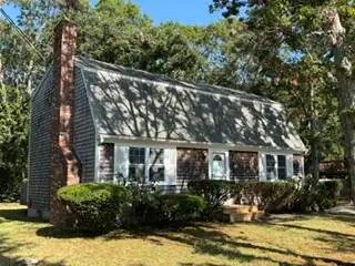18 Fordham Road, East Falmouth, MA 02536