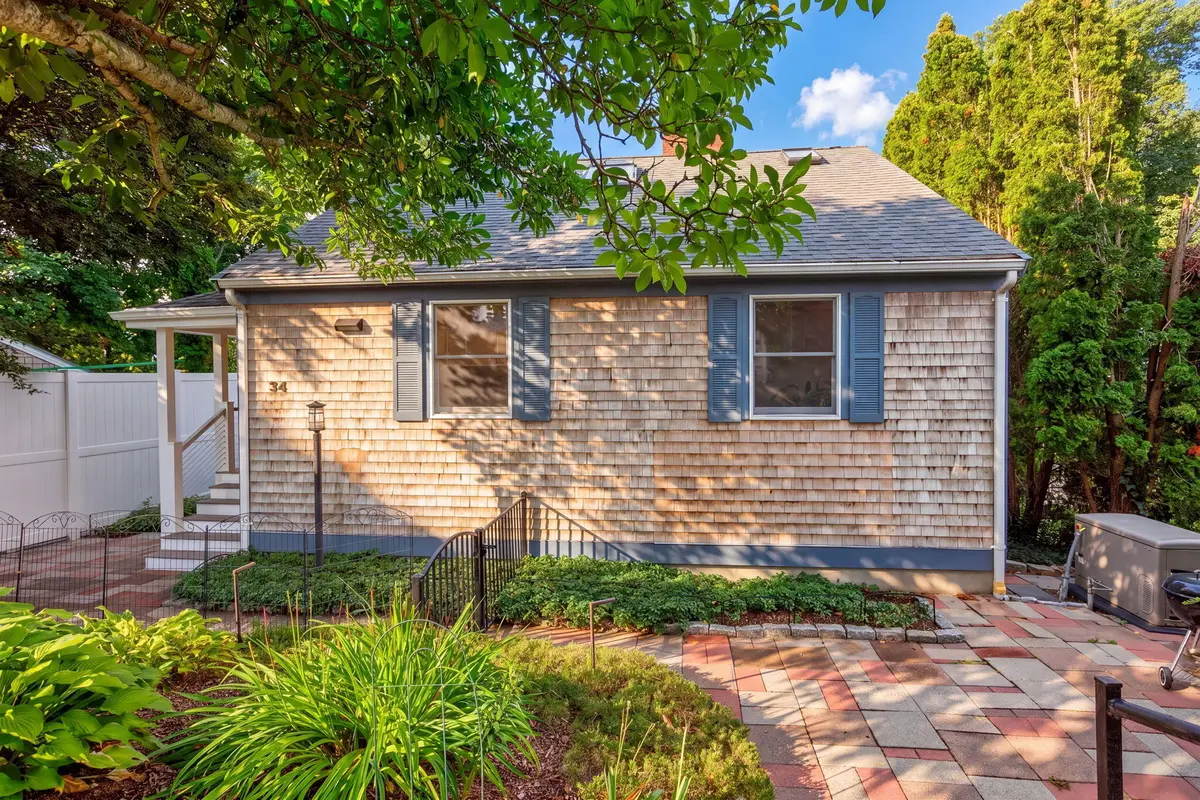 34 Dexter Avenue, Sandwich, MA 02563 - #1