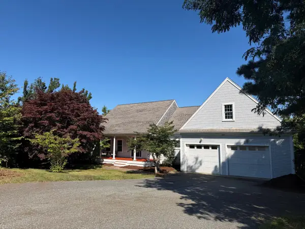 82 Nottingham Drive, Yarmouth Port, MA 02675