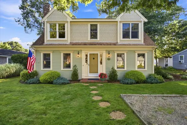 80 Earle Road, West Harwich, MA 02671