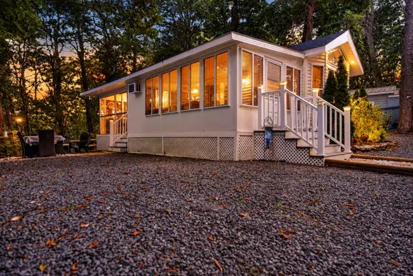 185 Cotuit Road #Hill 23, Sandwich, MA 02563