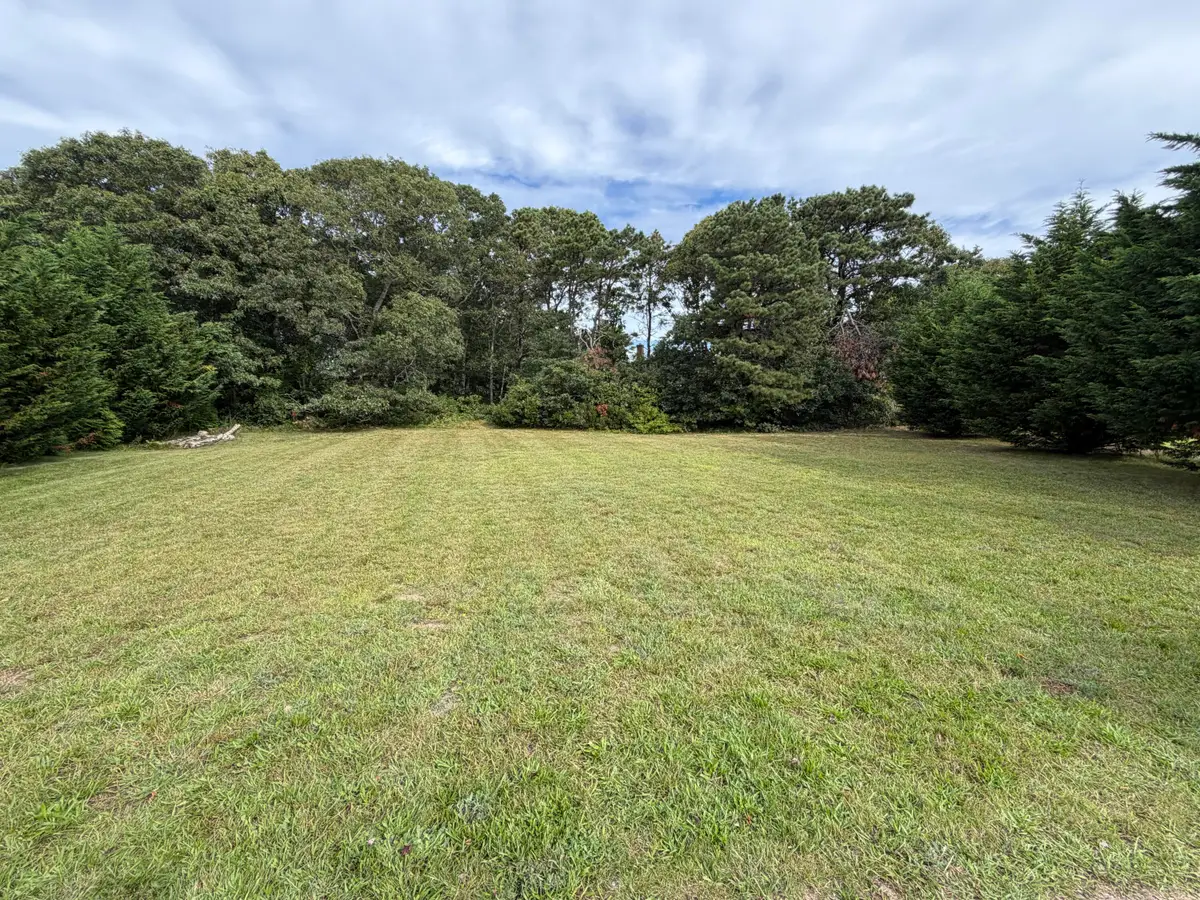 15 Roger's Way, Oak Bluffs, MA 02557 - #1