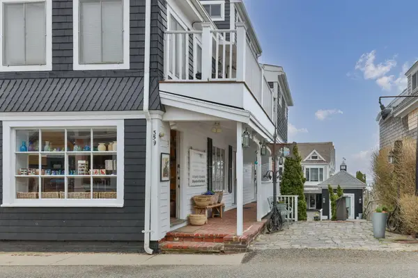 359 Commercial Street #UNIT A, Provincetown, MA 02657