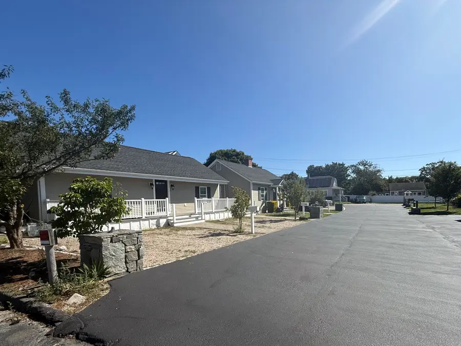 10 Stuart Street, Hyannis, MA 02601 - #3