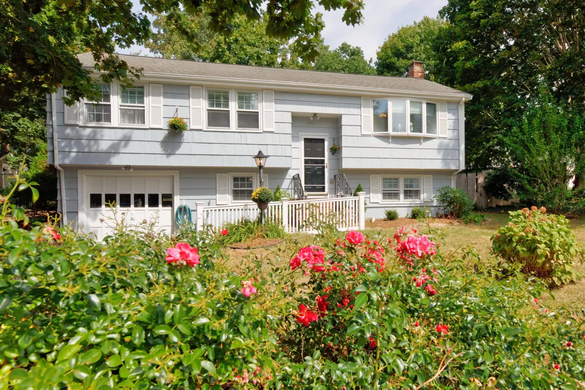 3 Elizabeth Road, Pocasset, MA 02559 - #1