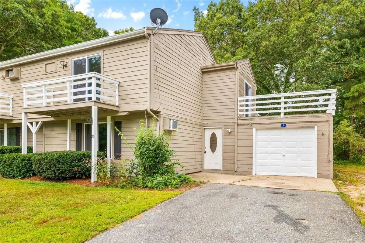 21 Surrey Lane #UNIT 21, Buzzards Bay, MA 02532 - #1