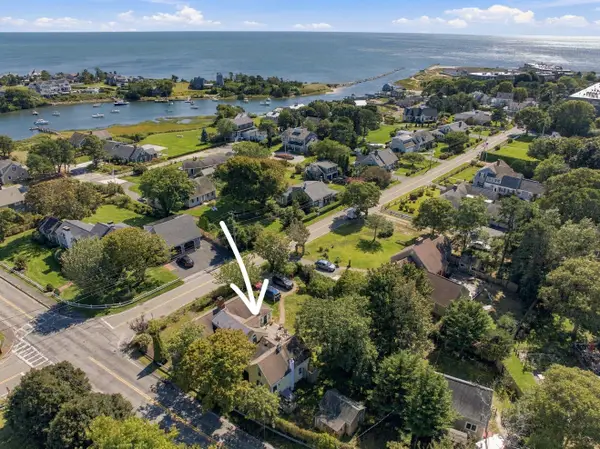 48 Riverside Drive, West Harwich, MA 02671