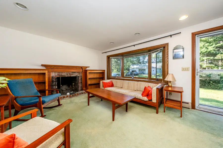 382 Mariner Circle, Cotuit, MA 02635 - #2