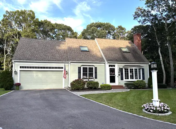 12 Coastal Lane, Hyannis, MA 02601