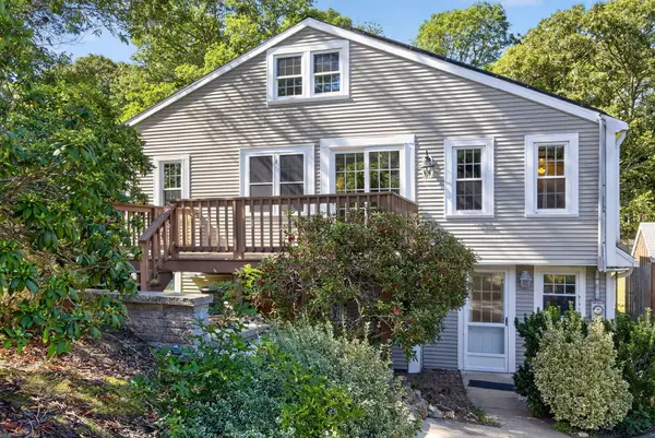 27 Mcguerty Road, Brewster, MA 02631