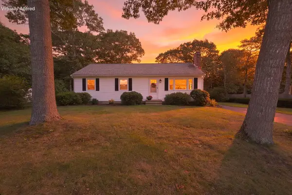 124 Starlight Drive, Marstons Mills, MA 02648