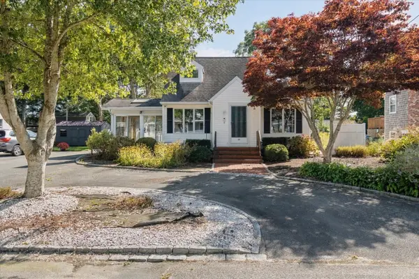 67 Ellsworth Drive, Teaticket, MA 02536