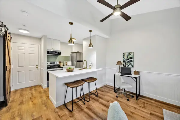 102 Fletcher Lane #UNIT A, Brewster, MA 02631