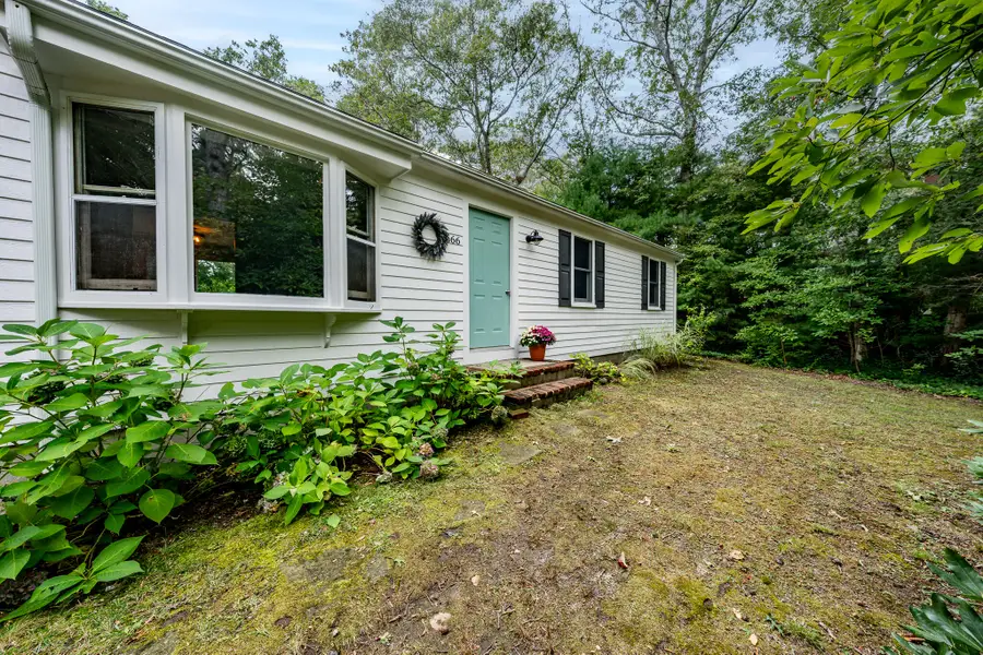 666 Boxberry Hill Road, Hatchville, MA 02536 - #2