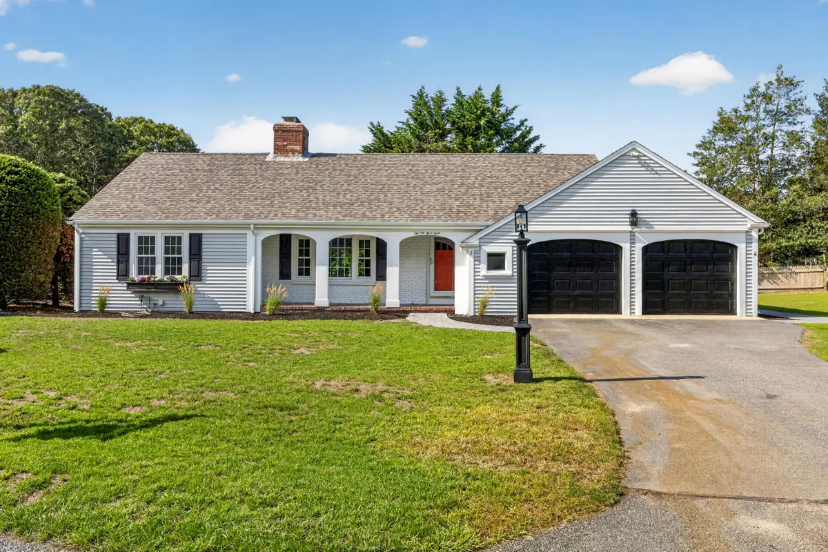 2 Par 3 Drive, South Yarmouth, MA 02664 - #1