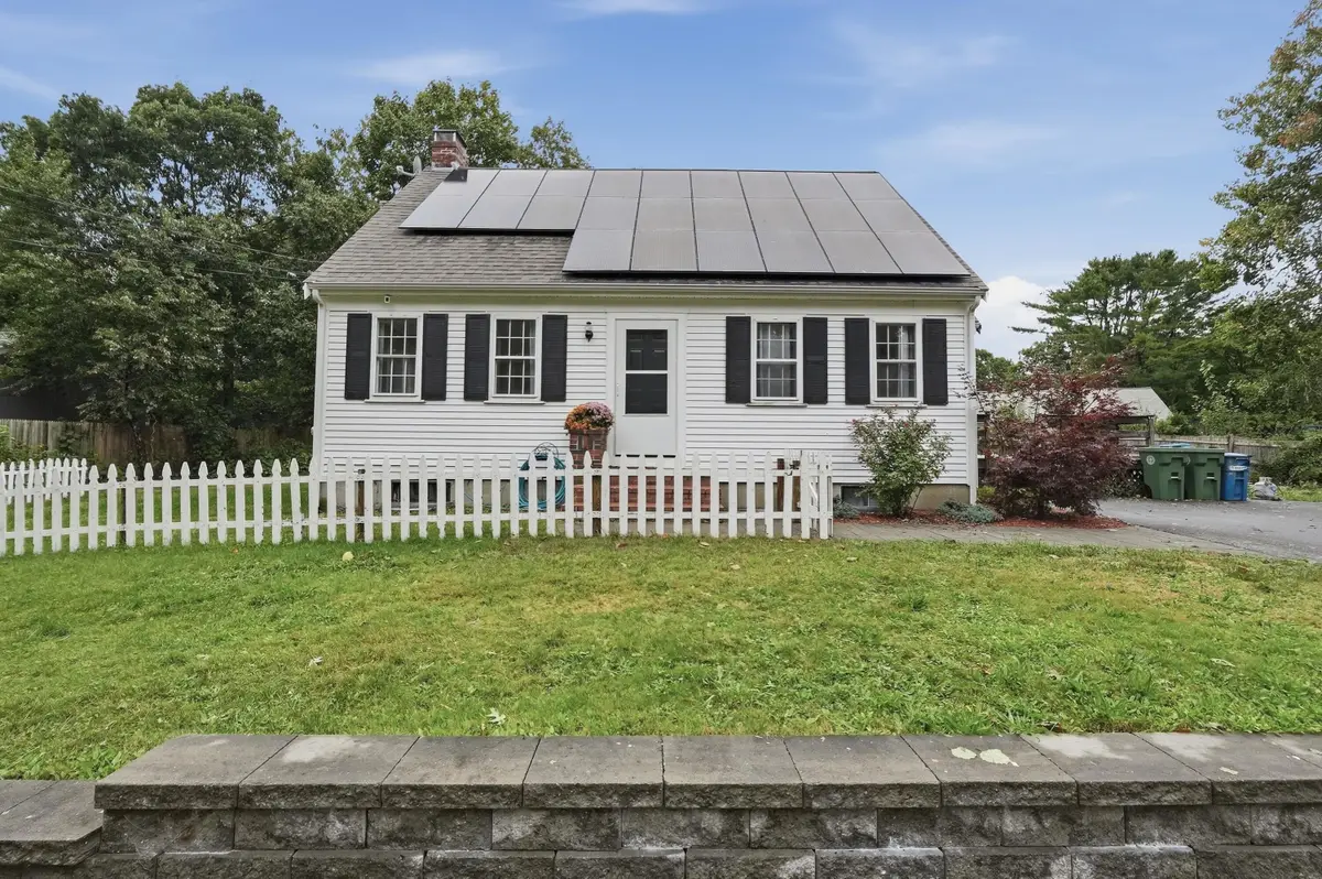 19 Louise Lane, East Falmouth, MA 02536 - #1