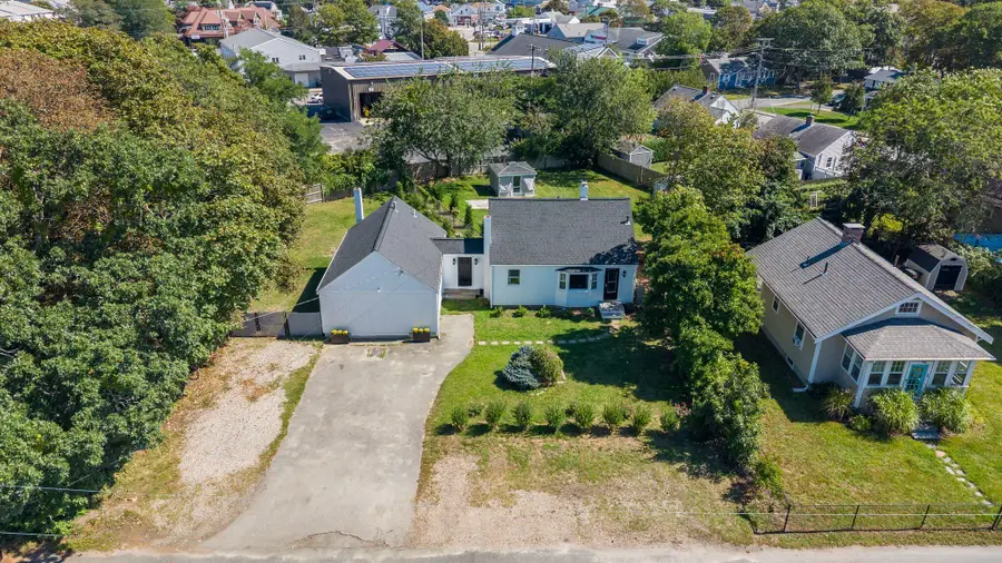 72 Grove Street, Hyannis, MA 02601 - #3