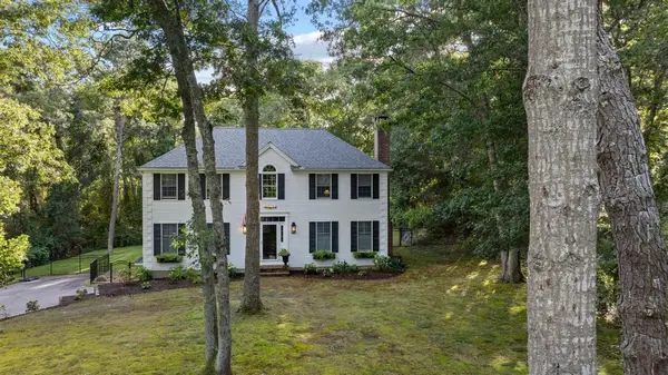 31 Village Drive, East Sandwich, MA 02537