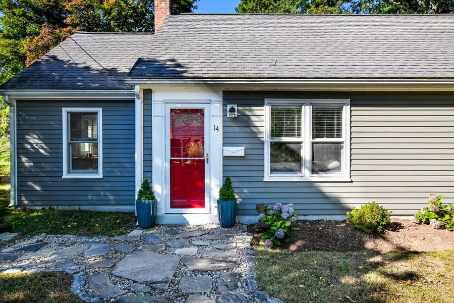 14 Amvets Avenue, Falmouth, MA 02540 - #2