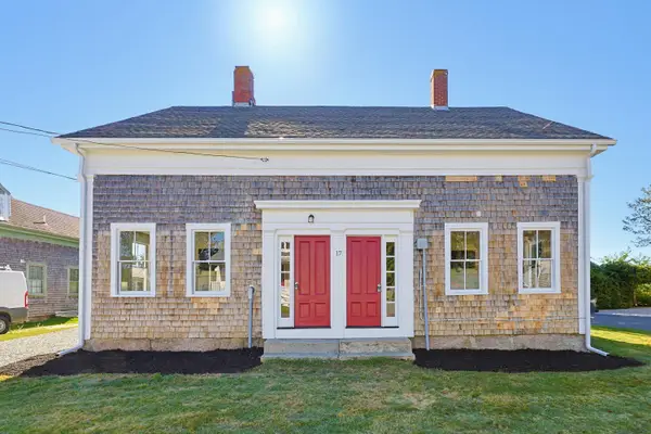 32 Church Street, Sandwich, MA 02563