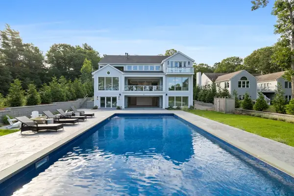 26 Wheeler Road, Mashpee, MA 02649