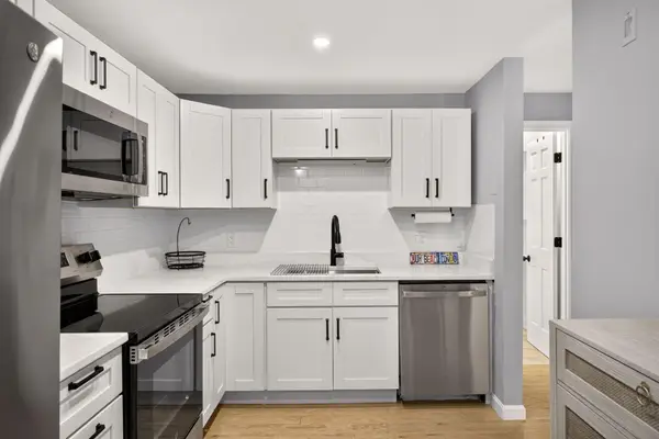 42 Old Colony Way #APT 30, Orleans, MA 02653