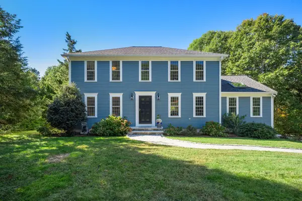 52 Coventry Lane, West Barnstable, MA 02668