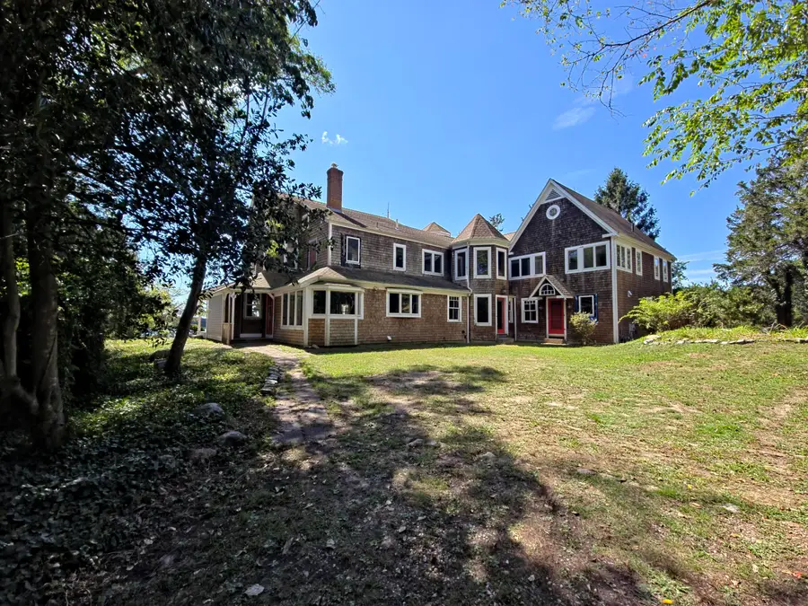 10 Squeteague Harbor Road, Cataumet, MA 02534 - #3