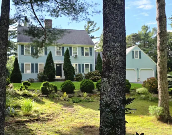 8 Partridge Path, East Sandwich, MA 02537
