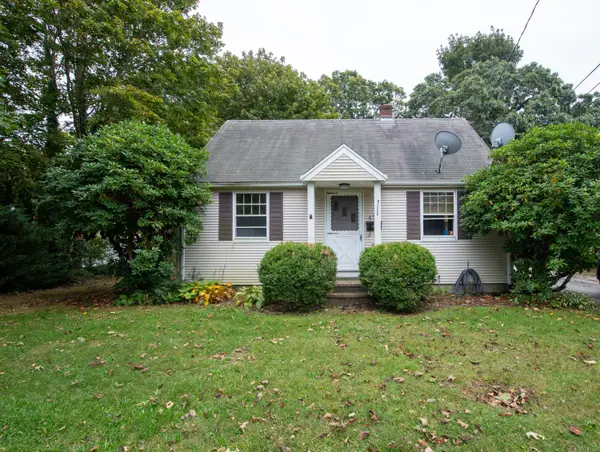 477 Teaticket Highway, Falmouth, MA 02540