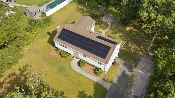 14 Bramble Bush Drive, Forestdale, MA 02644
