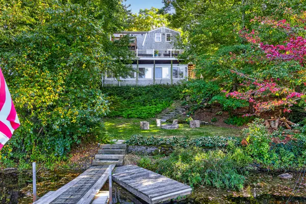 103 James Circle, Mashpee, MA 02649