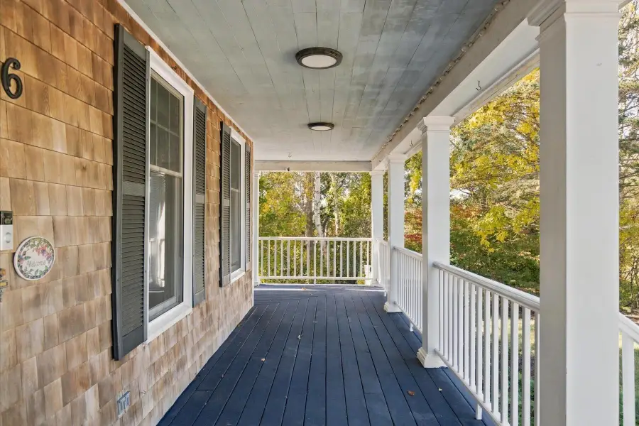 6 Luigi Avenue, Sagamore Beach, MA 02562 - #3