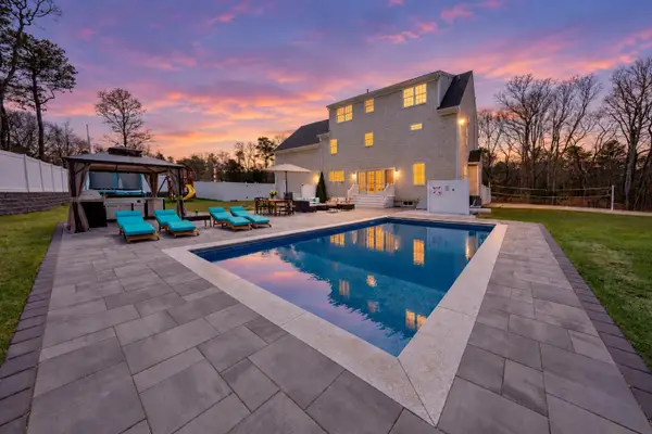 23 Harlow Road, Sandwich, MA 02563