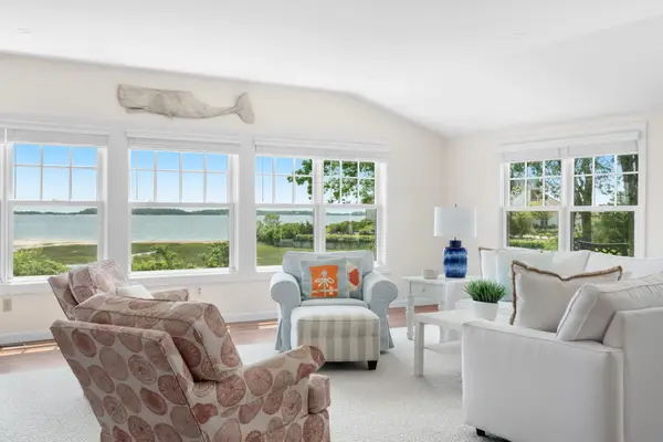 21 Glenwood Street, West Yarmouth, MA 02673