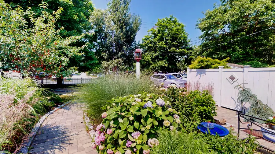 33B Conwell Street #UNIT 1, Provincetown, MA 02657 - #3