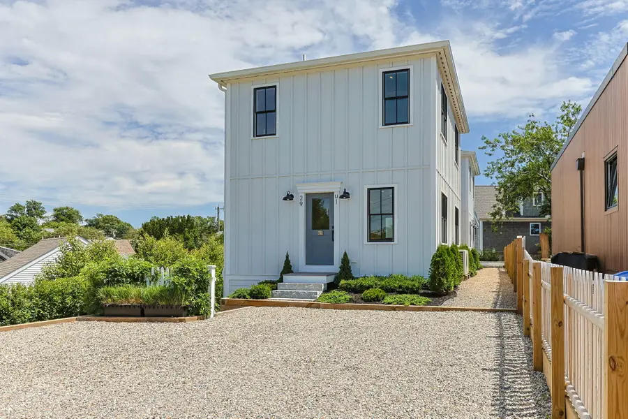 29 Cemetery Road #1, Provincetown, MA 02657 - #3