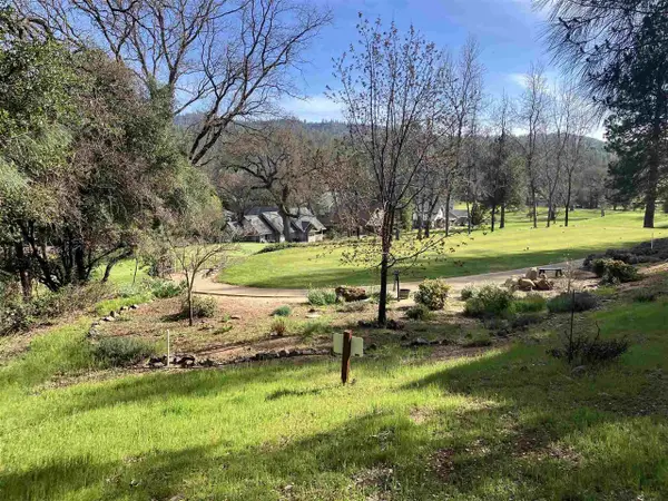 5E/17 Tannahill/Sean Patrick, GROVELAND, CA 95321