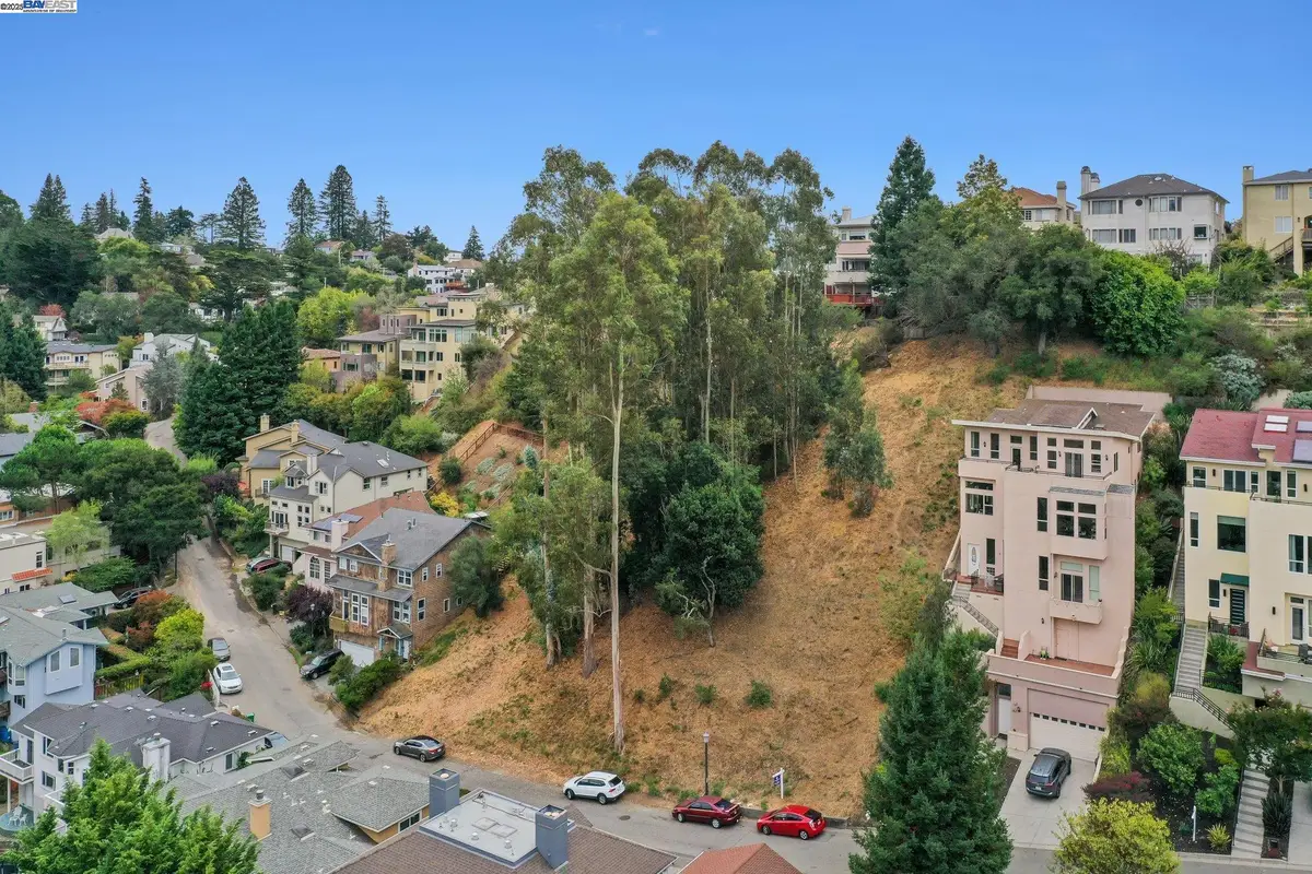209 Sheridan Rd, Oakland, CA 94618 - #1