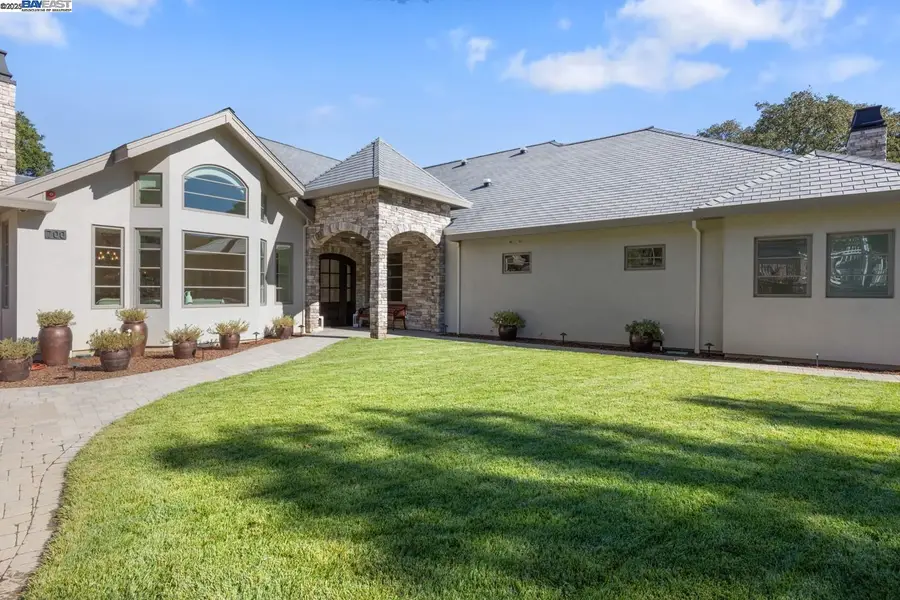 700 Clipper Hill, Danville, CA 94526 - #2