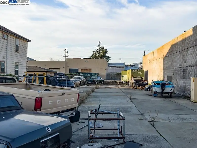 1041 7Th Ave, Oakland, CA 94607 - #3