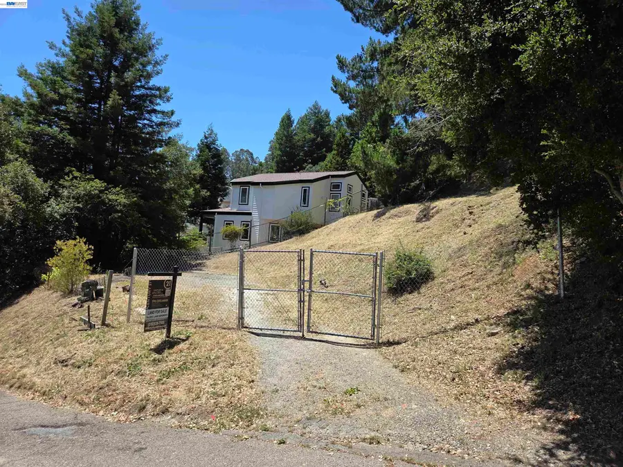 6971 Bristol Drive, Berkeley, CA 94705 - #2